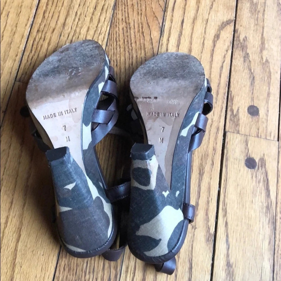 Camo Michael Kors Heels - Picture 3 of 3